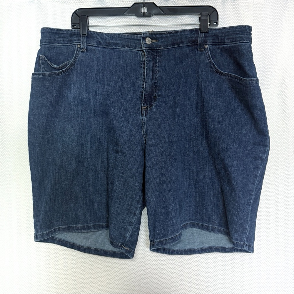 Lee Mid Rise Relaxed Fit Jean Shorts Size 20W